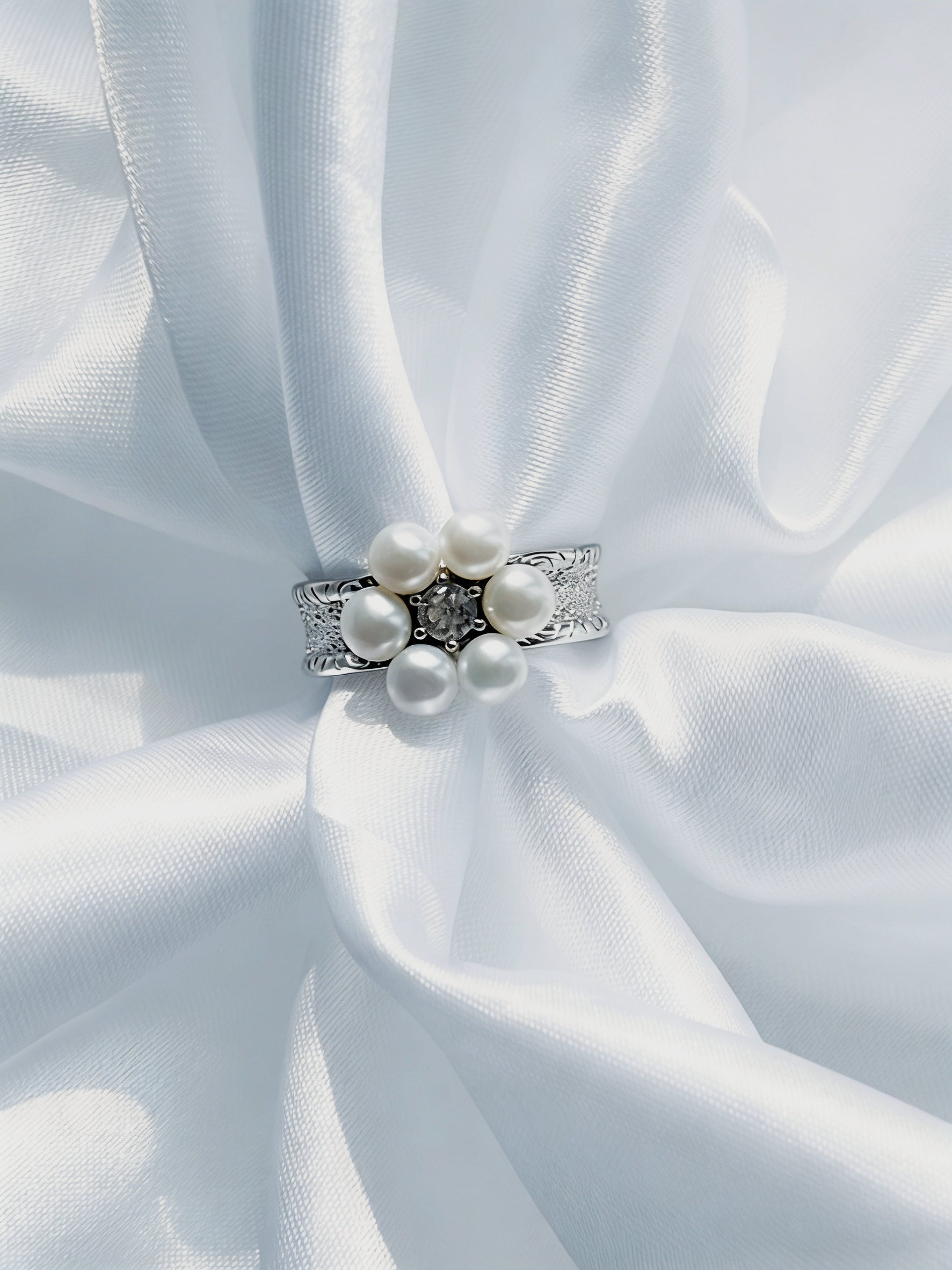 Lucky Flower Crown Silver and Gold Double-Color Classic Engraved Natural Freshwater Pearl Fine Jewelry Ring by NEPTUNE PEARL