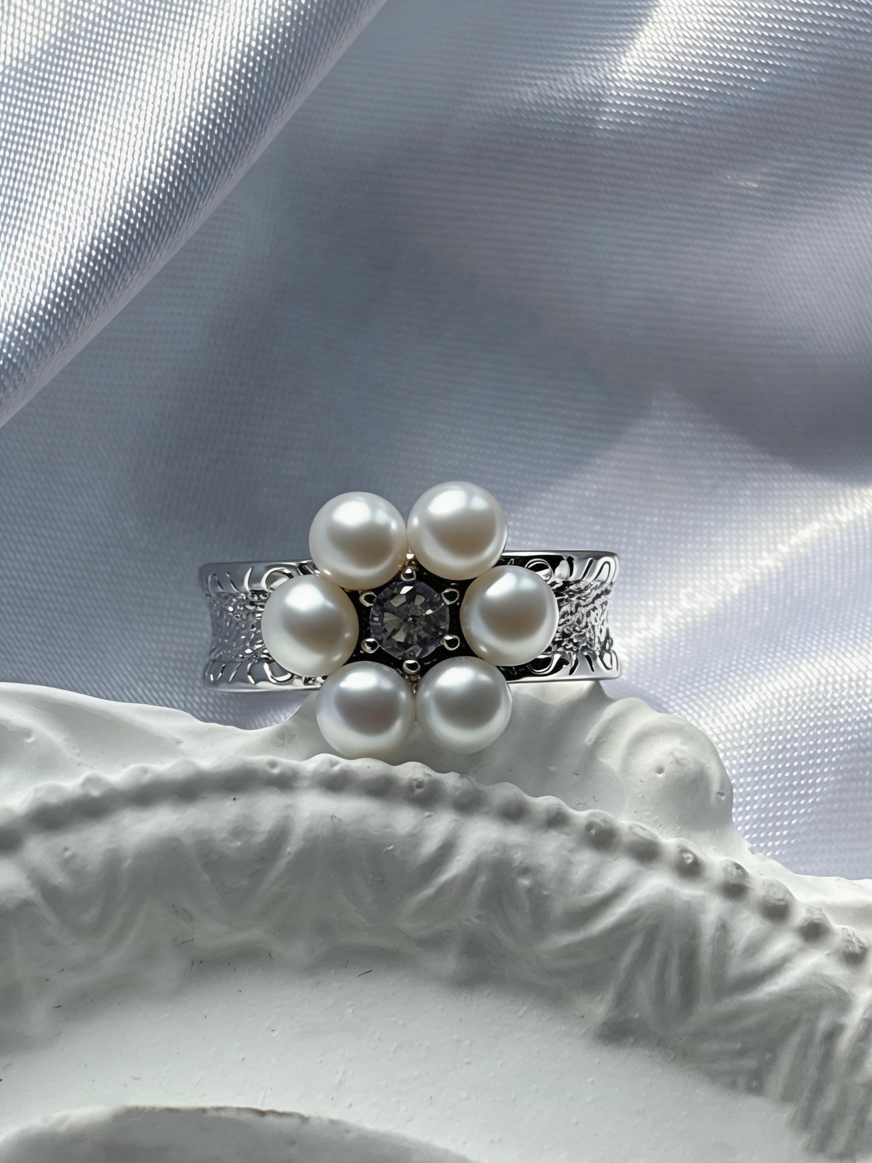 Lucky Flower Crown Silver and Gold Double-Color Classic Engraved Natural Freshwater Pearl Fine Jewelry Ring by NEPTUNE PEARL