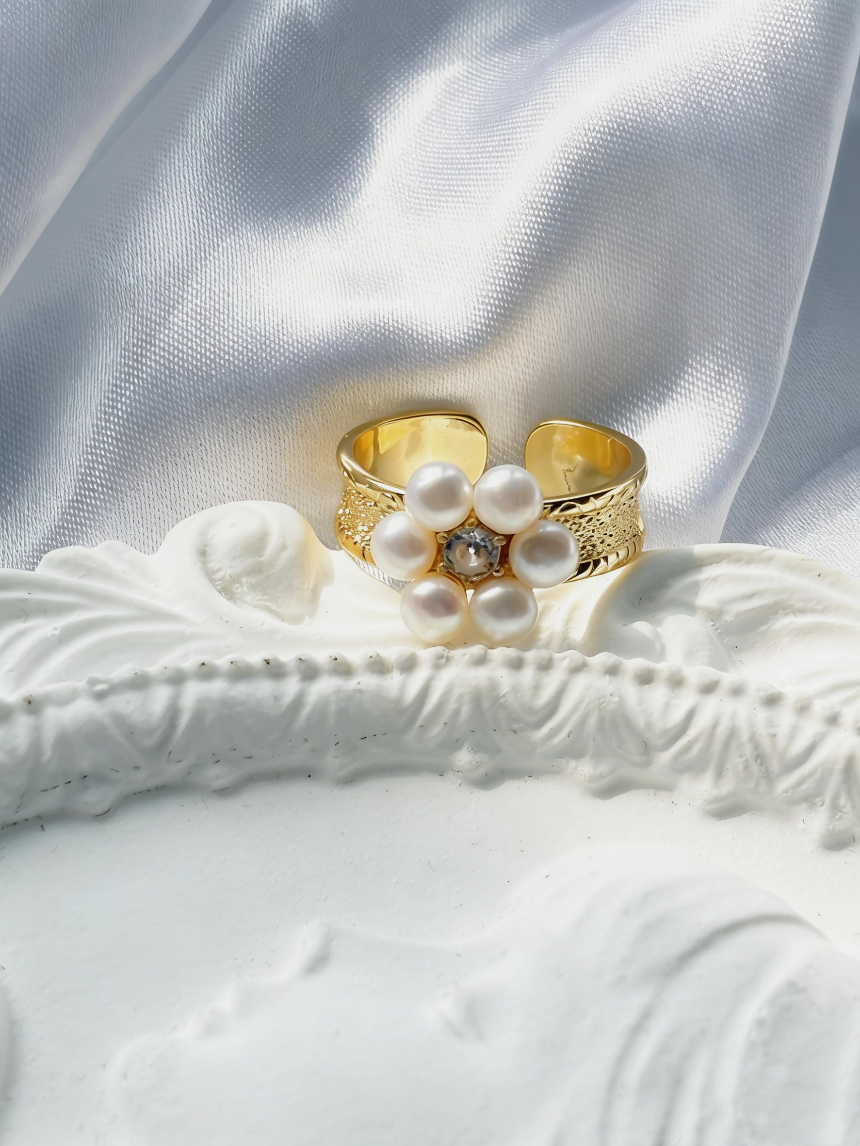 Lucky Flower Crown Silver and Gold Double-Color Classic Engraved Natural Freshwater Pearl Fine Jewelry Ring by NEPTUNE PEARL