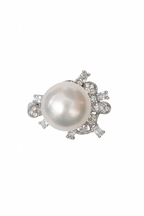 Shimmering Natural Large Freshwater Pearl & Firework-Shaped Cut Diamond Style Silver Banquet Ring by NEPTUNE PEARL