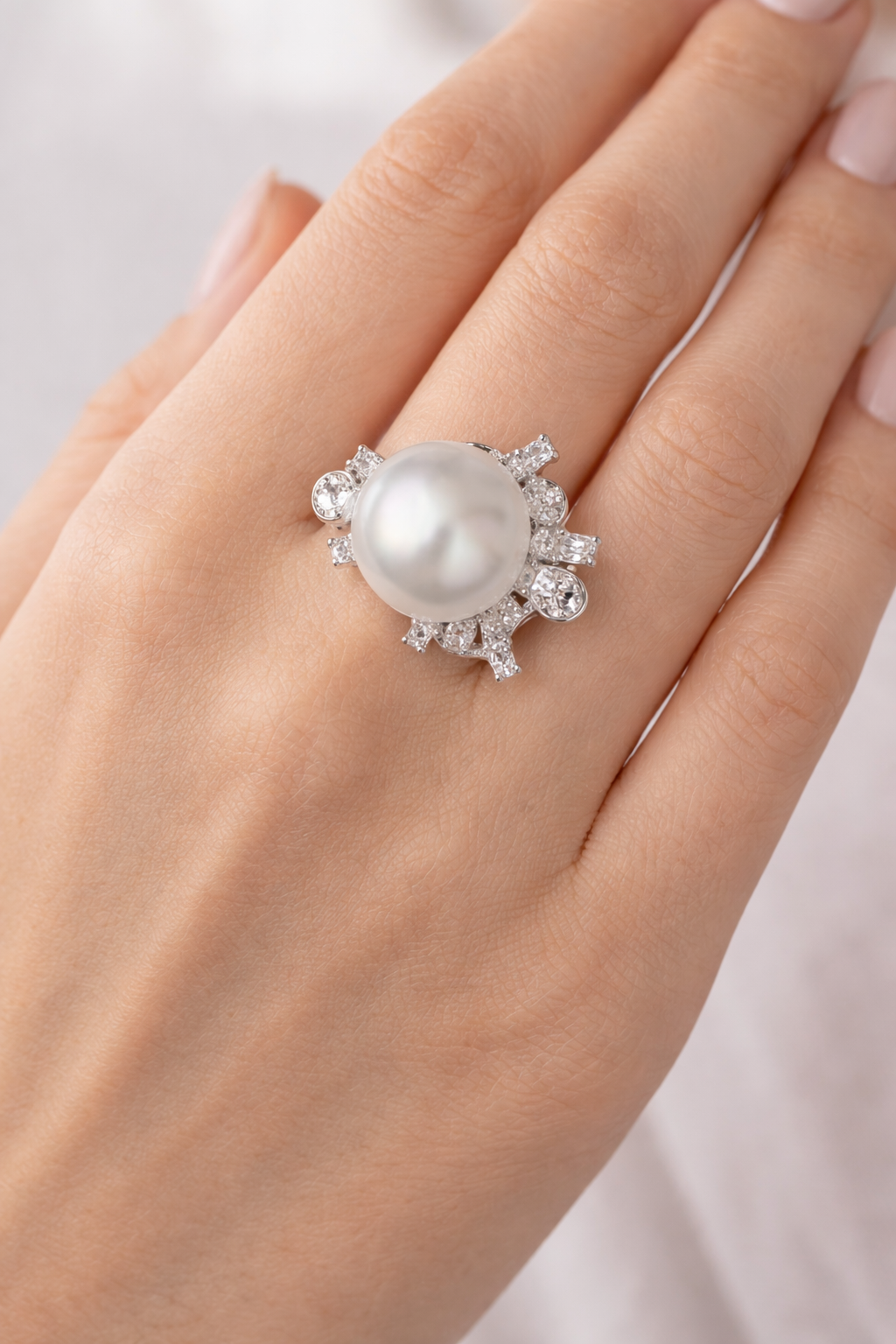 Shimmering Natural Large Freshwater Pearl & Firework-Shaped Cut Diamond Style Silver Banquet Ring by NEPTUNE PEARL