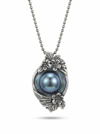 Soft-Boiled Egg Blue Blood Sea Horse Clam Pearl British Garden Sterling Silver Pendant/Brooch 26mm x 40mm by NEPTUNE PEARL