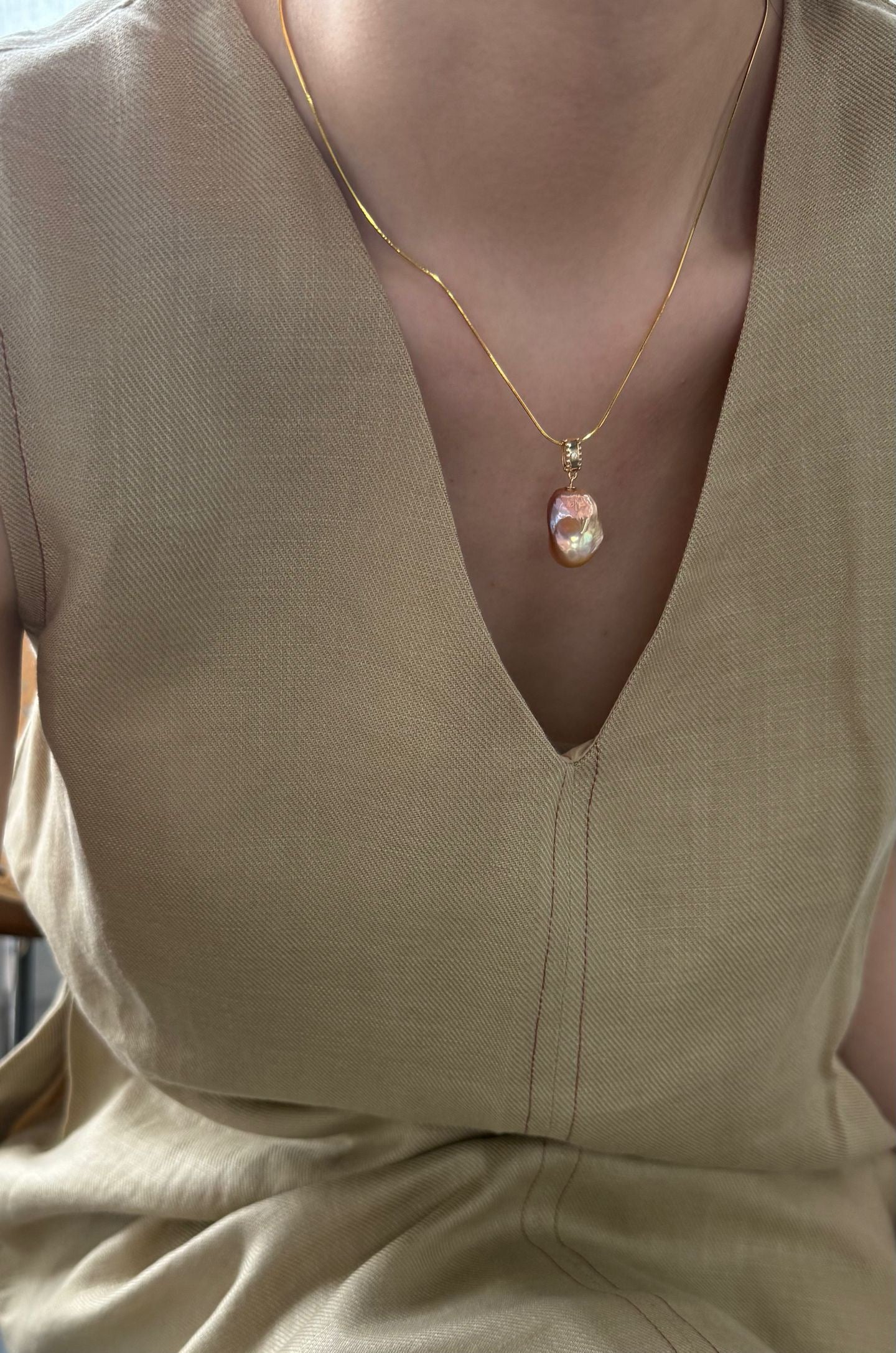 Rose Perfume Neon-Colored Natural Baroque Pearl Pendant by NEPTUNE PEARL