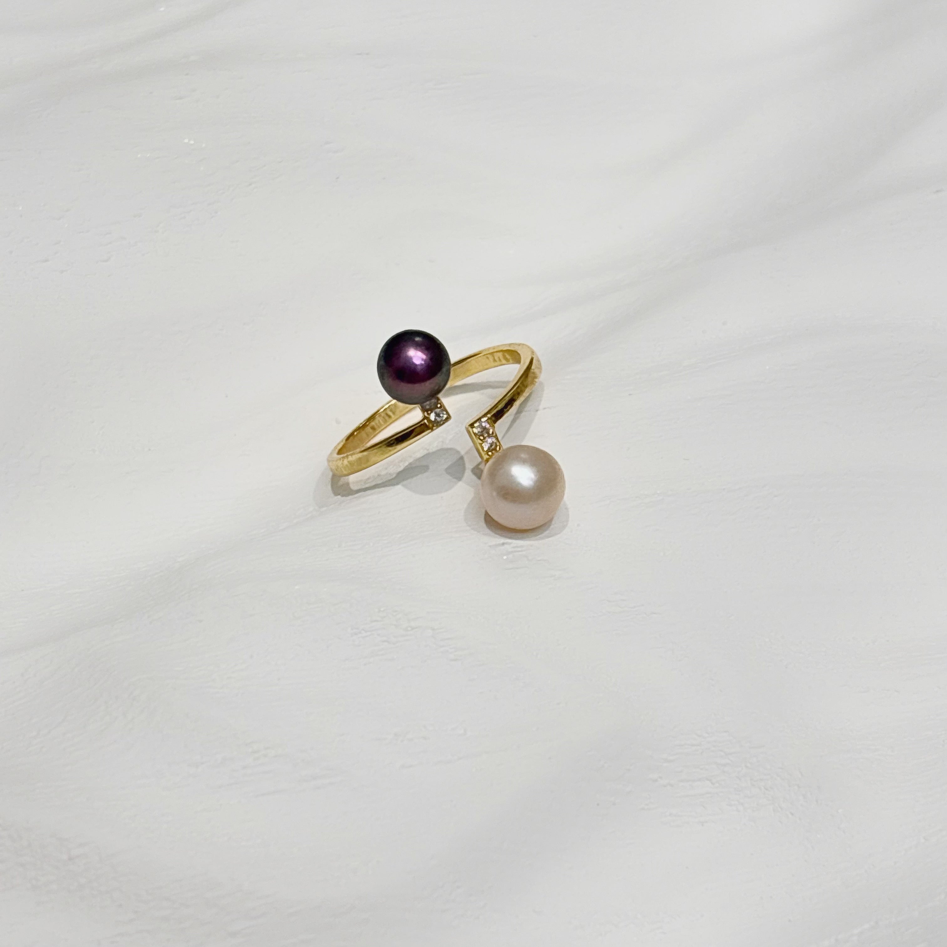 Champagne Gold & Purple French Geometric Double-Bead Natural Pearl Gold Ring by NEPTUNE PEARL