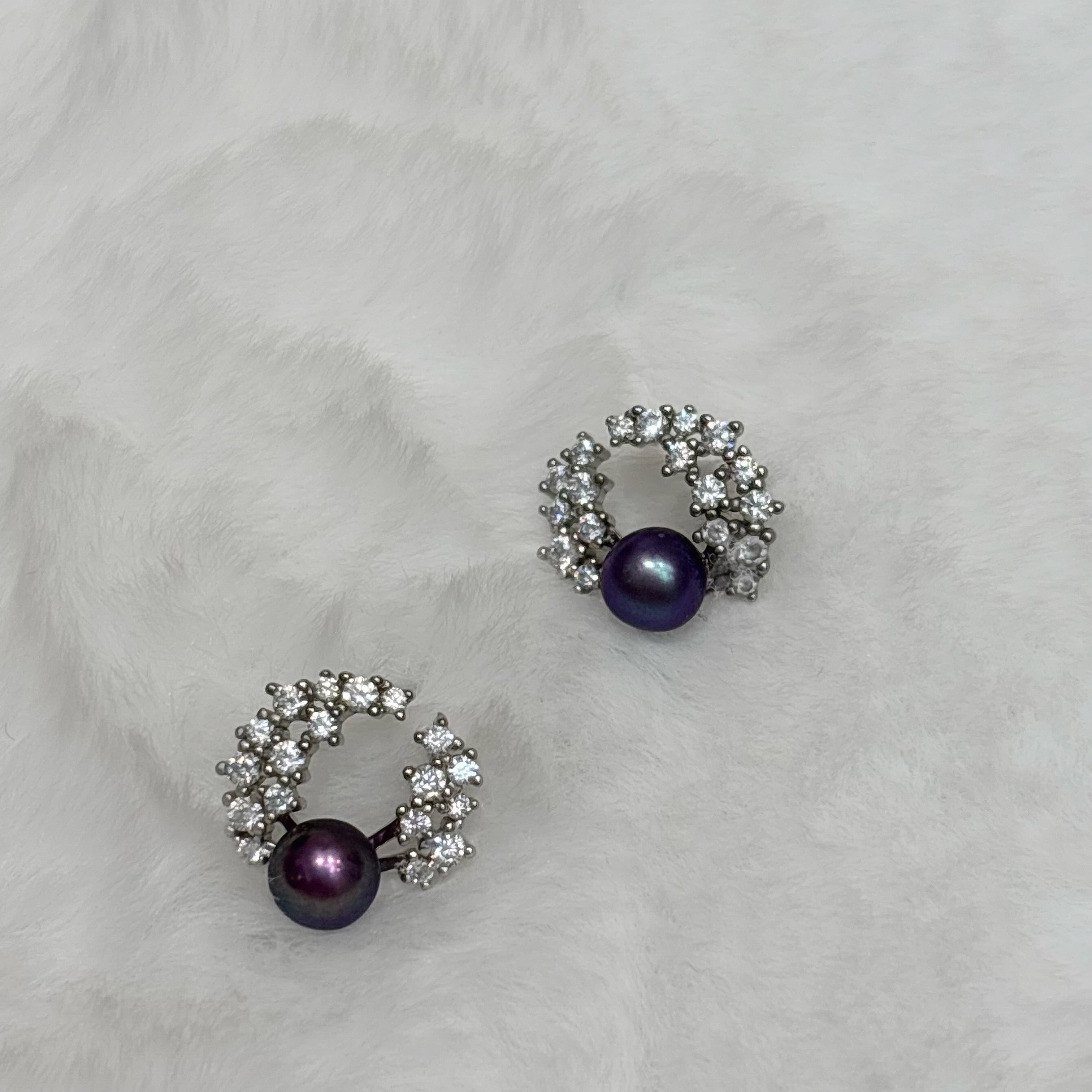 Diamond Feather Magic Purple Natural Pearl Stud Earrings by NEPTUNE PEARL