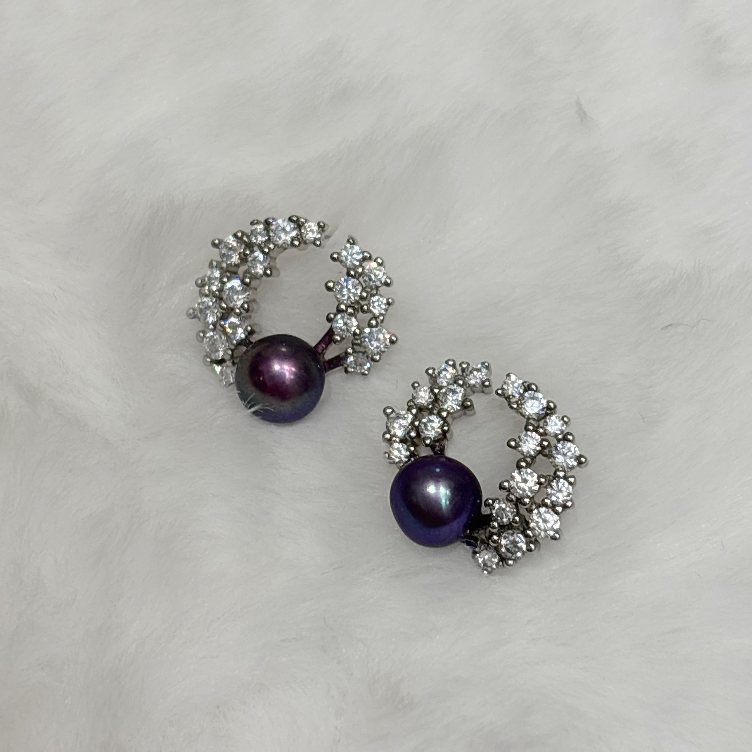 Diamond Feather Magic Purple Natural Pearl Stud Earrings by NEPTUNE PEARL