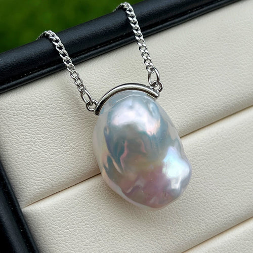 Blue-blooded fish tail Baroque Cuban link pendant by NEPTUNE PEARL