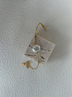 Sun-Button Round Baroque Pearl Gold Bracelet by NEPTUNE PEARL