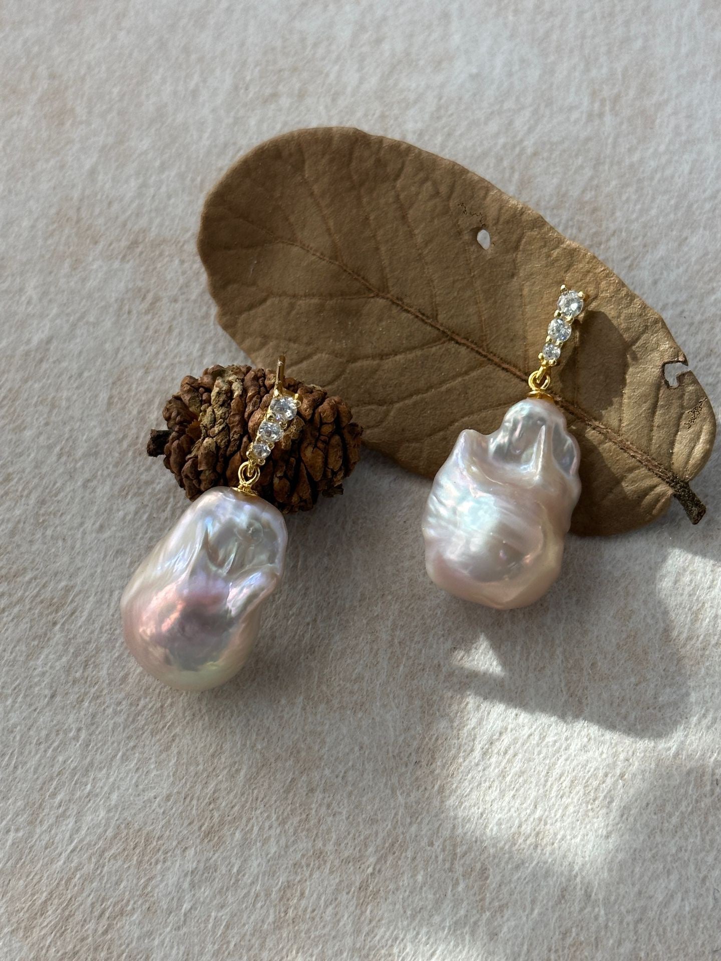 Fairy Pink Natural Freshwater Baroque Pearl Minimalist Diamond Stud Earrings by NEPTUNE PEARL