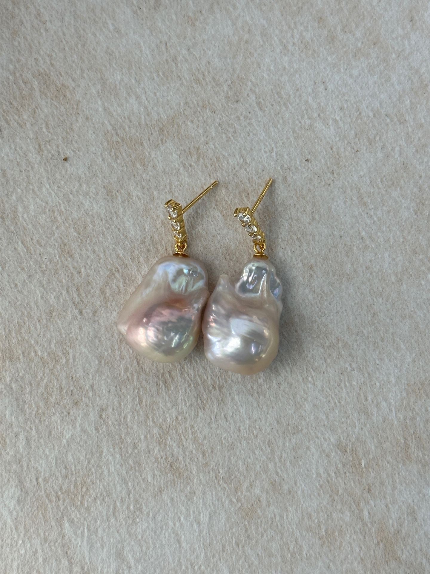 Fairy Pink Natural Freshwater Baroque Pearl Minimalist Diamond Stud Earrings by NEPTUNE PEARL