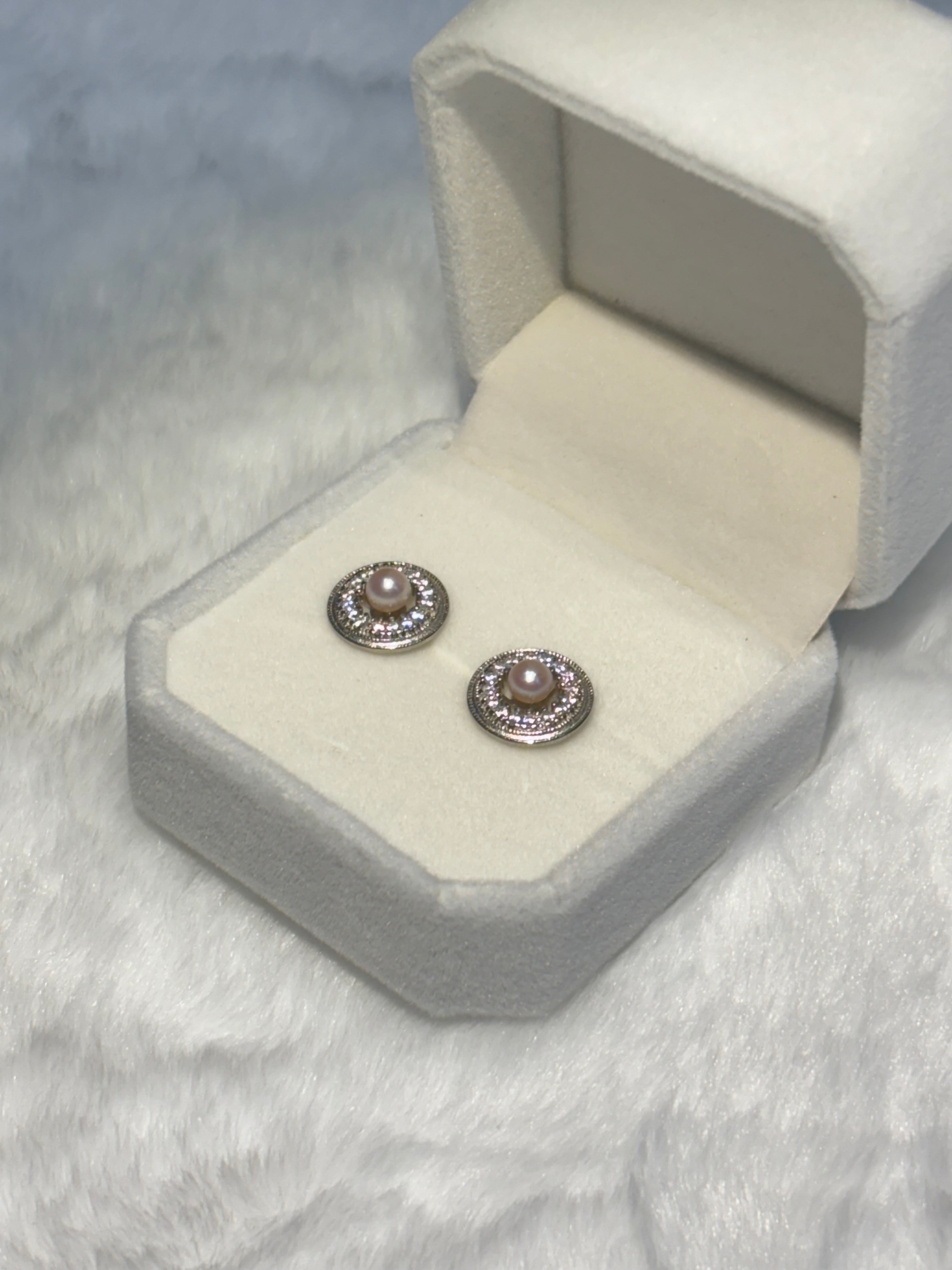 “Frosted Mirror” Natural Freshwater Aurora Pearl & Starlight Diamond Sterling Silver Stud Earrings by NEPTUNE PEARL