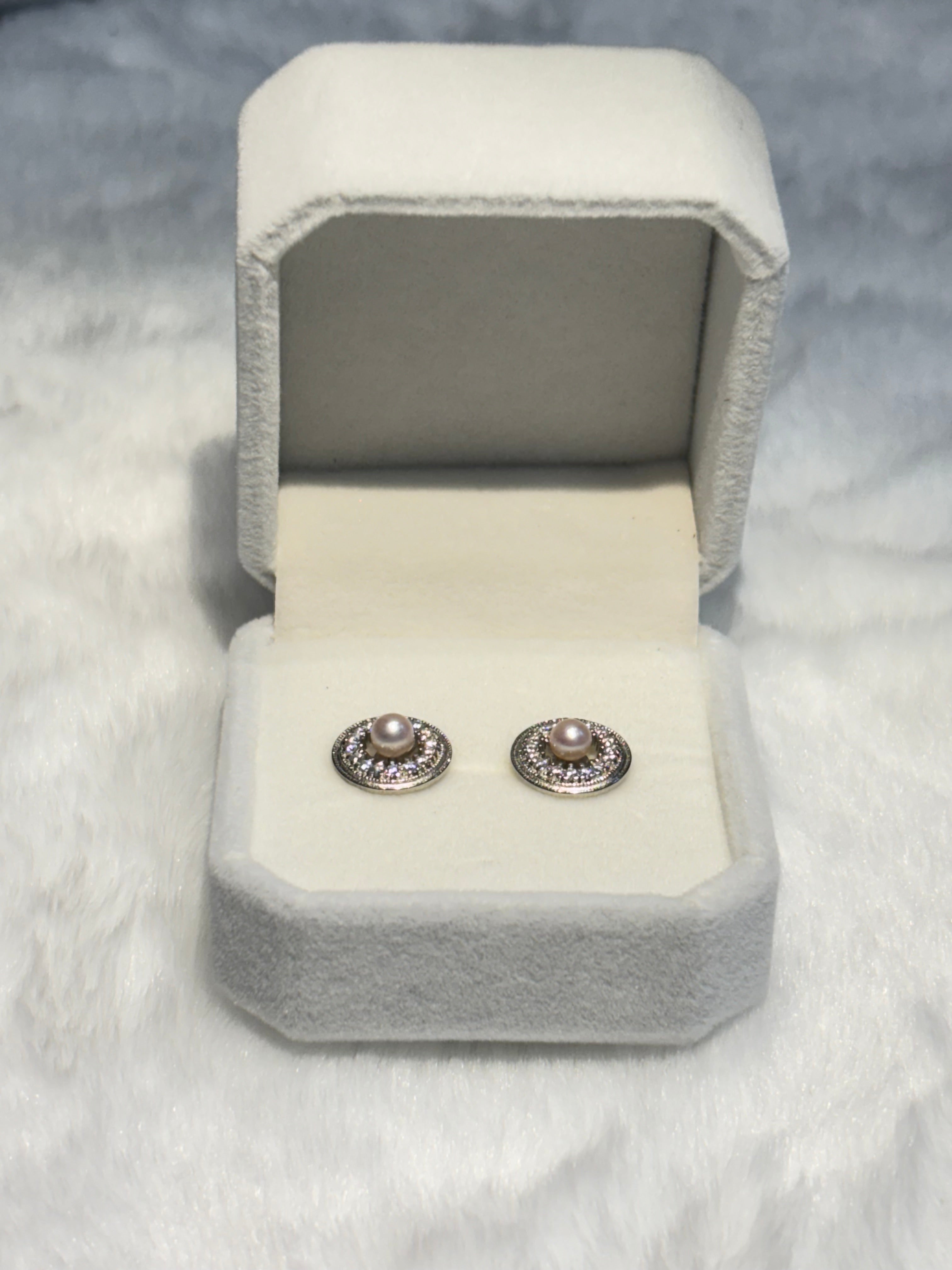 “Frosted Mirror” Natural Freshwater Aurora Pearl & Starlight Diamond Sterling Silver Stud Earrings by NEPTUNE PEARL